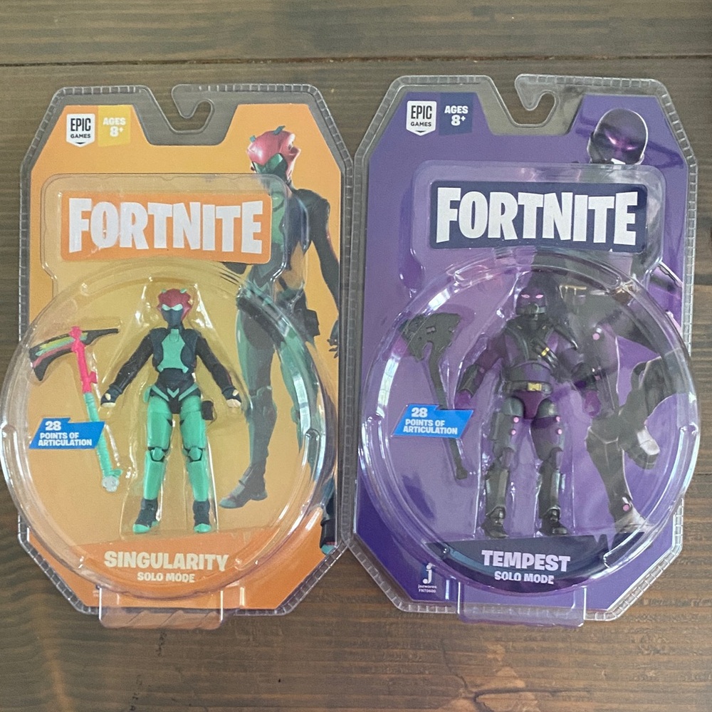 Fortnite Singularity and Tempest 4” Action Figures -  2020 MIP EPIC VIDEO GAMES